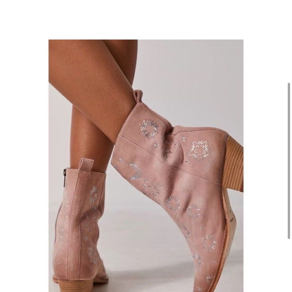 Free People Bowers Embroidered Ankle Boot Perfect Pink Boho Western Festival New - Picture 3 of 7